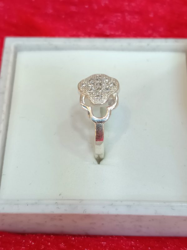 Silver Clover Bloom Ring - Image 3