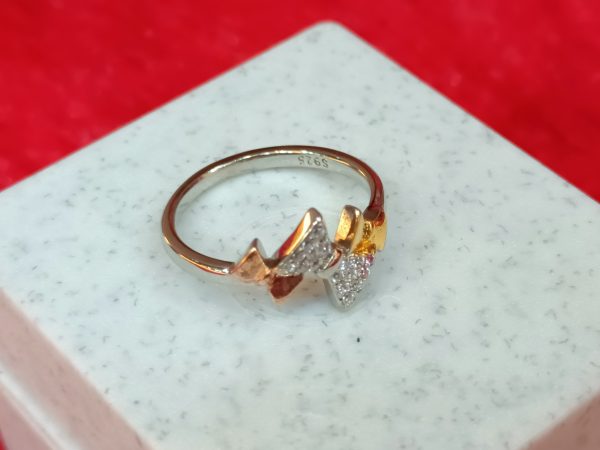 Bow Cluster Silver Ring