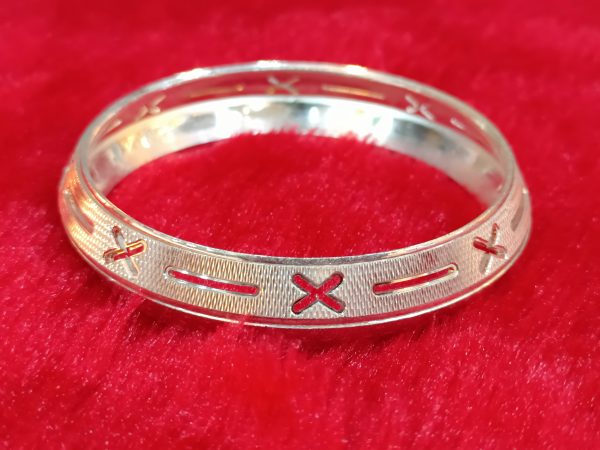 Cross-Cut Engraved Kada