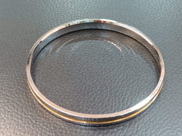 Sleek Two-Tone Groove Bangle for Men - Image 7