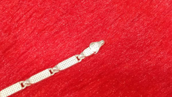 Textured Bar Link Bracelet - Image 4