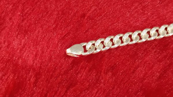 Textured Cuban Link Bracelet - Image 3