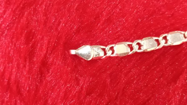 Bold & Stylish Design Chain with Lobster Clasp - Image 3