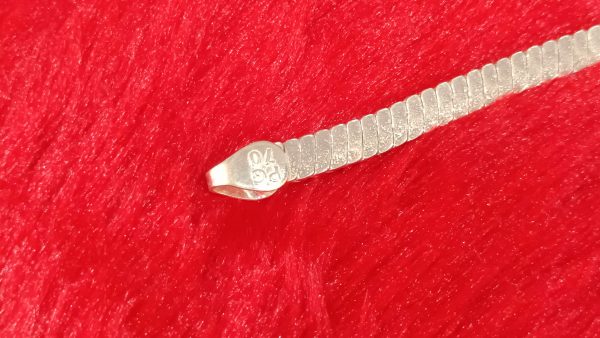Diagonal Textured Chain Bracelet - Image 3