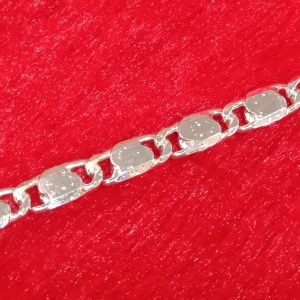 Classic Linked Oval Silver Bracelet