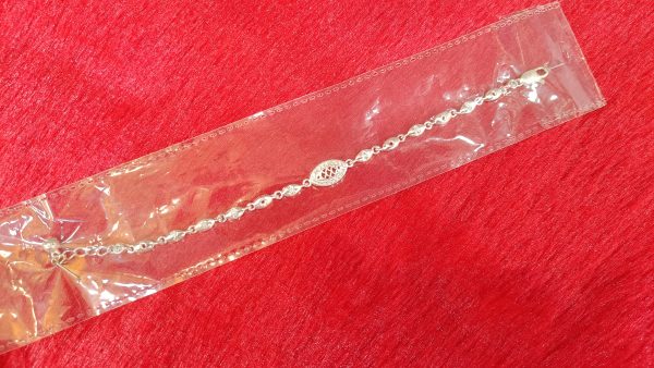 Leaf Motif Silver Bracelet - Image 2