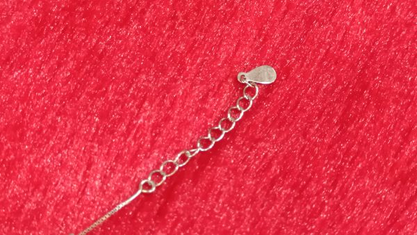 Classic Pearl Accent Silver Chain Bracelet - Image 4