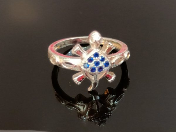 Sterling Silver Cross and Shield Ring with Blue Gemstone Accents – Bold Symbolism and Timeless Style