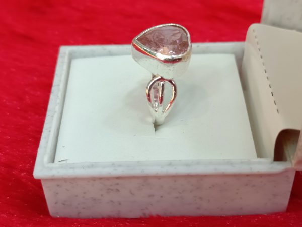 Sterling Silver Heart-Cut Pink Gemstone Ring – Romantic Radiance in a Bold Setting - Image 4