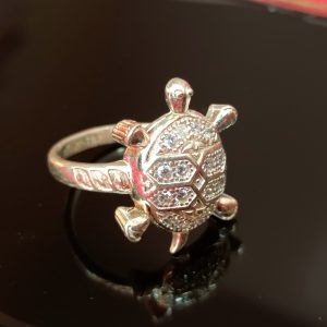 Sterling Silver Turtle Ring – Sparkling Symbol of Wisdom and Protection