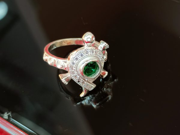 Sterling Silver Turtle Ring with Green Gemstone Center – Pavé Detailing & Scroll Band Design