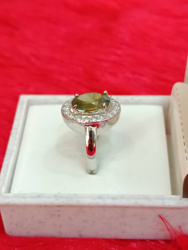 Elegant Silver Ring with Yellow-Green CZ and Halo Accents - Image 3
