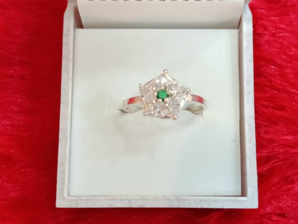 Silver Floral Cluster Ring with Green Center Stone - Image 3