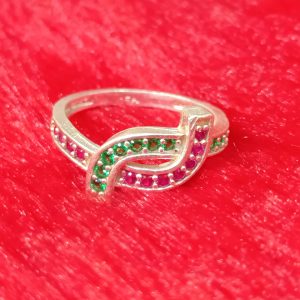 Twisting Dual-Tone Stone Silver Ring