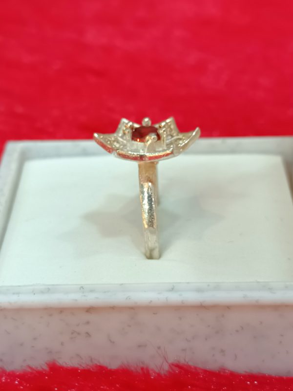 Star-Shaped Ring with Fiery Red Center - Image 4