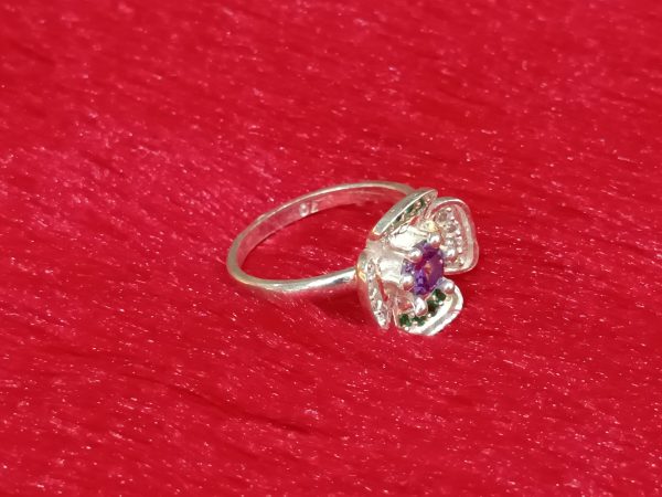 Silver Floral Ring with Amethyst and Emerald Accents - Image 5