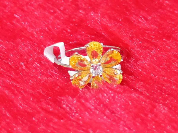 Elegant Yellow Sapphire Floral Silver Ring - Image 3