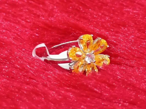 Elegant Yellow Sapphire Floral Silver Ring - Image 4