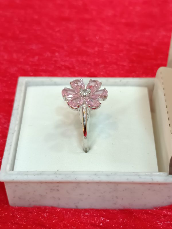 Branch-Inspired Ring with Blue Marquise Gemstones - Image 3