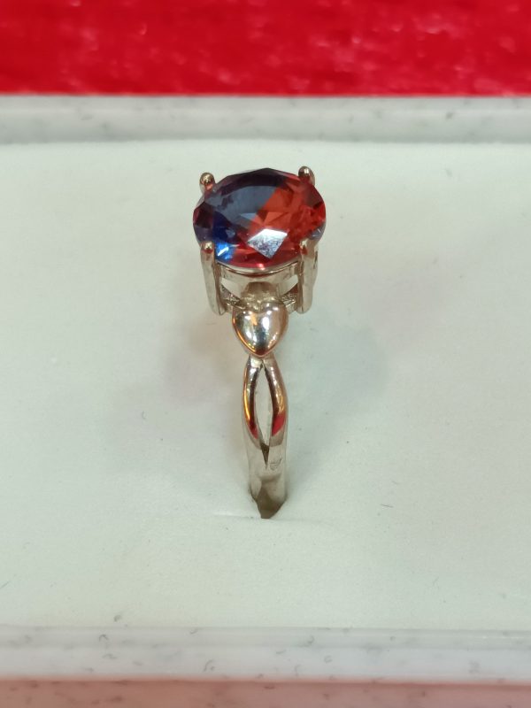 Sterling Silver Ring with Color-Shift Oval Gemstone - Image 3