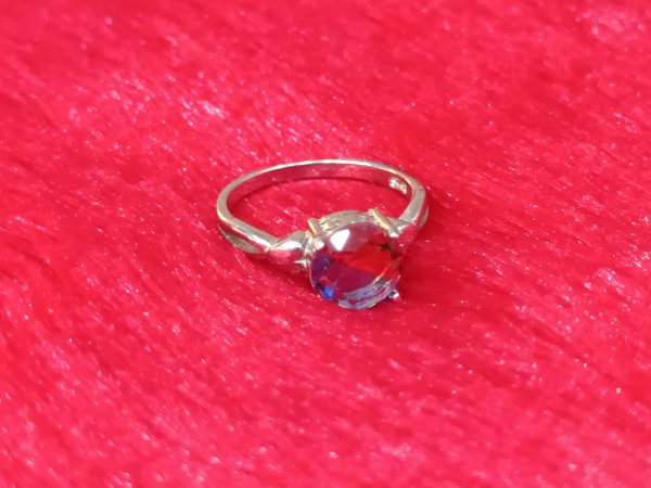 Sterling Silver Ring with Color-Shift Oval Gemstone - Image 4