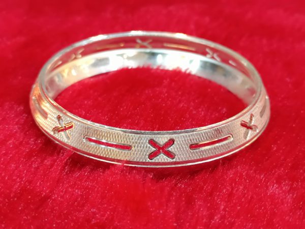 Cross-Cut Engraved Kada