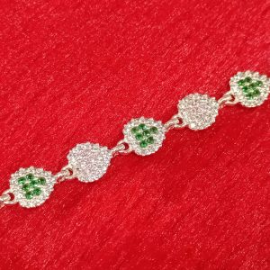 Elegant Clover Sparkle Bracelet