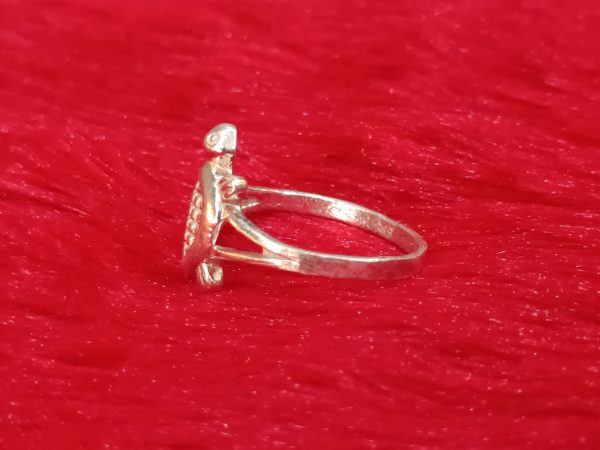 Charming Sterling Silver Turtle Ring with Textured Shell Design - Image 2