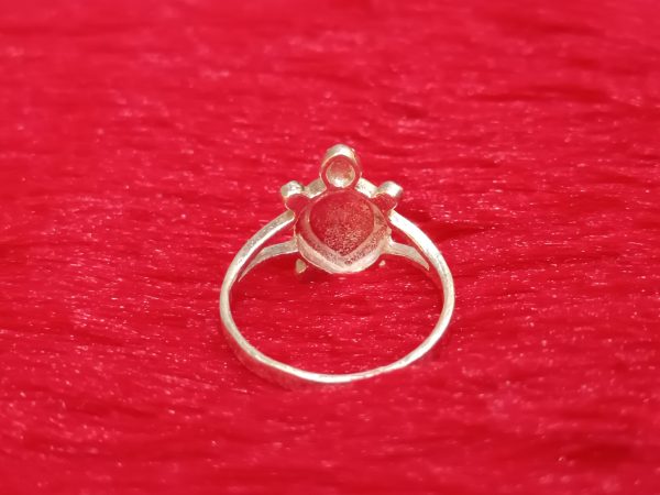 Charming Sterling Silver Turtle Ring with Textured Shell Design - Image 5