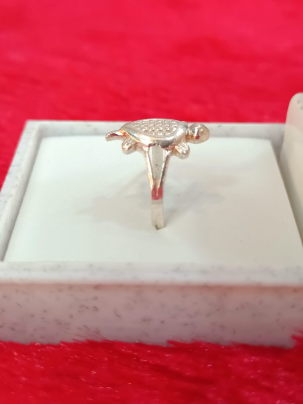 Charming Sterling Silver Turtle Ring with Textured Shell Design - Image 7