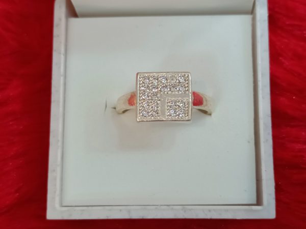 Geometric Grid Silver Ring – Sleek & Structured Elegance - Image 3