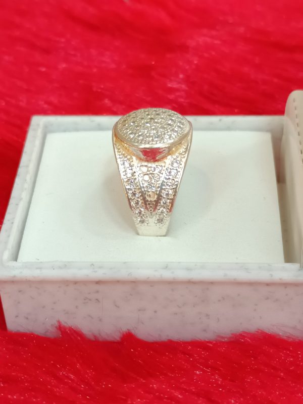 Radiant Round Cluster Silver Ring - Image 3
