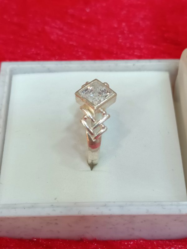 Geometric Chevron Silver Ring with Square-Cut Stone - Image 3