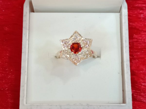 Star-Shaped Ring with Fiery Red Center