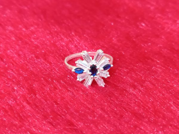 Starburst Ring with Blue and White Stone - Image 4