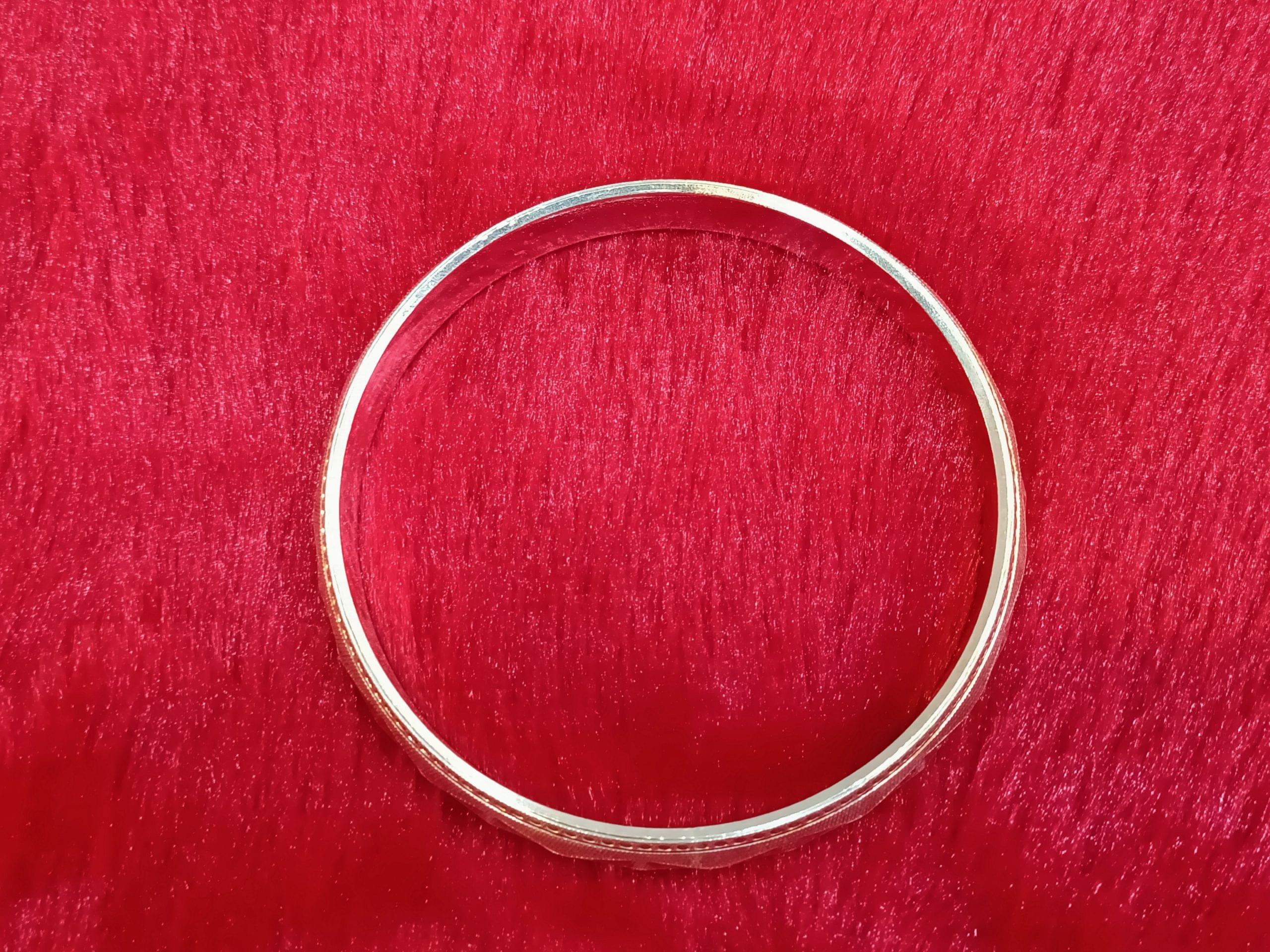 Vintage-Inspired 925 Sterling Silver Bangle - Image 3