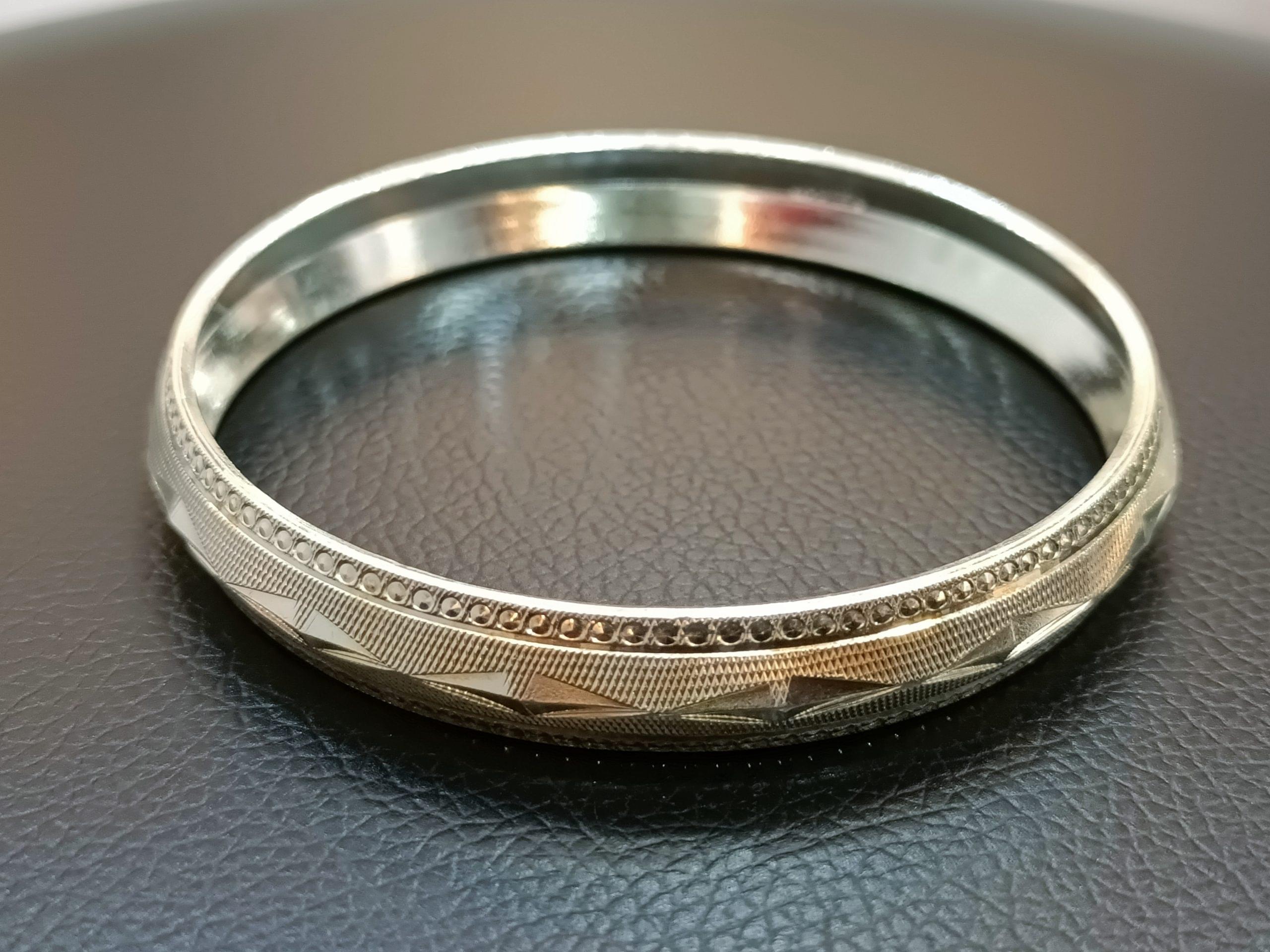 Vintage-Inspired 925 Sterling Silver Bangle - Image 5