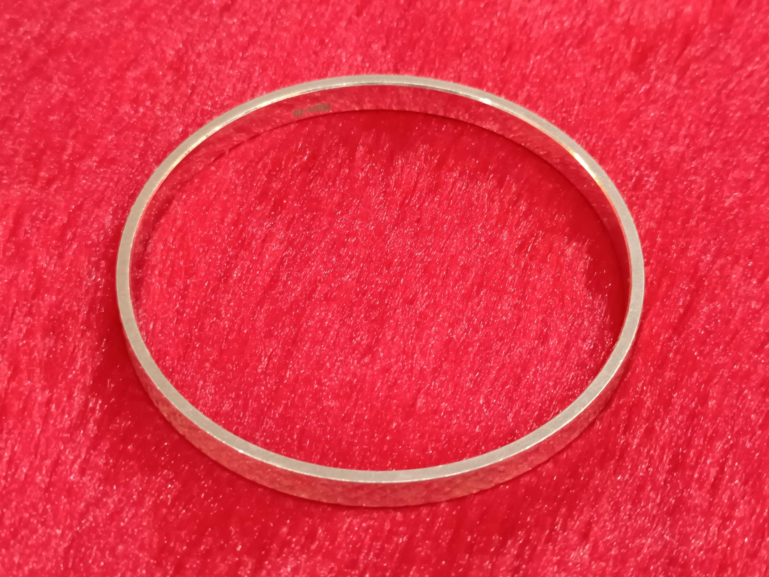 Textured Diamond-Cut 925 Sterling Silver Bangle for Men - Image 3