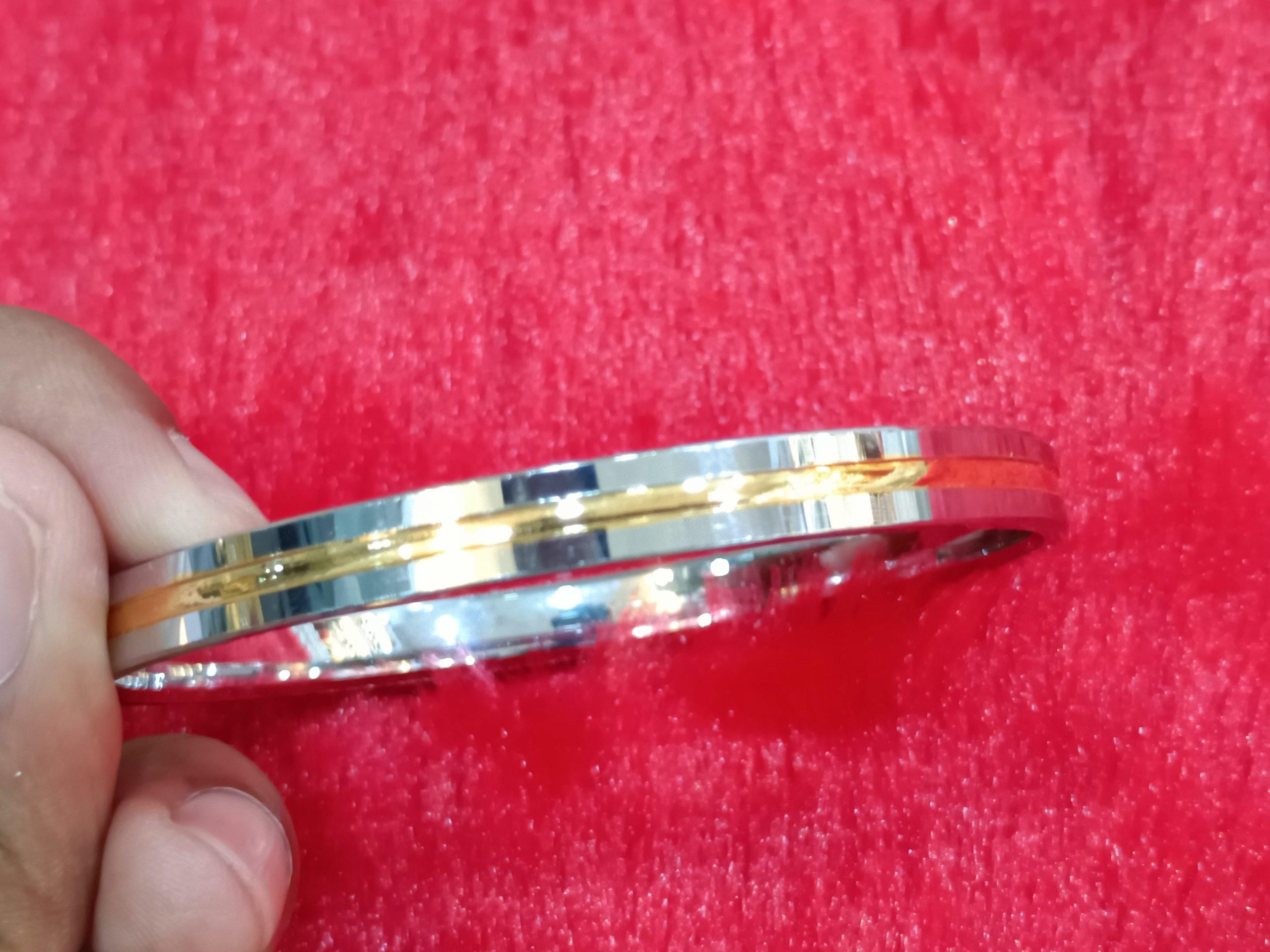 Sleek Two-Tone Groove Bangle for Men - Image 4